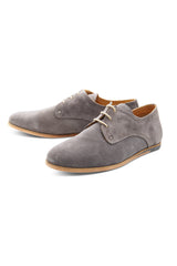 THE SUMMER DERBY IN GREY